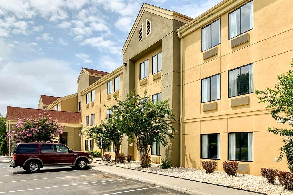 Comfort Inn & Suites Troutville - Roanoke North - Daleville Dış mekan fotoğraf