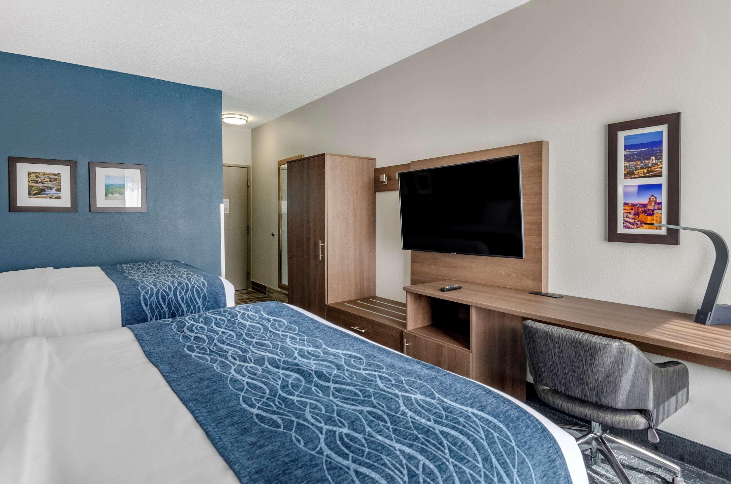 Comfort Inn & Suites Troutville - Roanoke North - Daleville Dış mekan fotoğraf