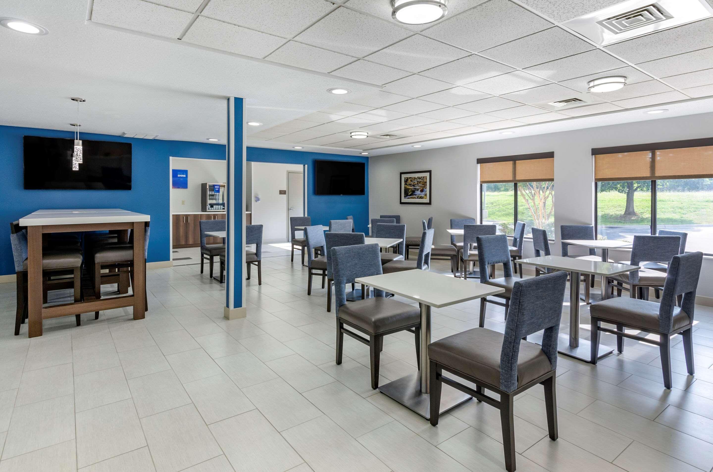Comfort Inn & Suites Troutville - Roanoke North - Daleville Dış mekan fotoğraf